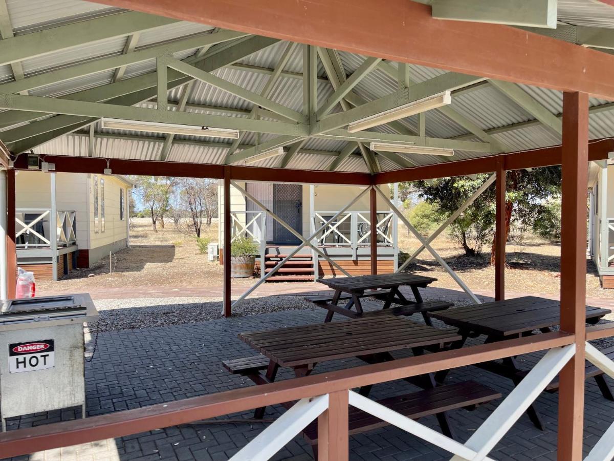 Big4 Port Willunga Tourist Park Hotel Aldinga Exterior photo