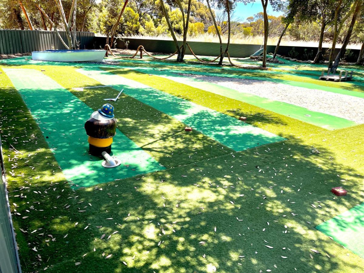 Big4 Port Willunga Tourist Park Hotel Aldinga Exterior photo