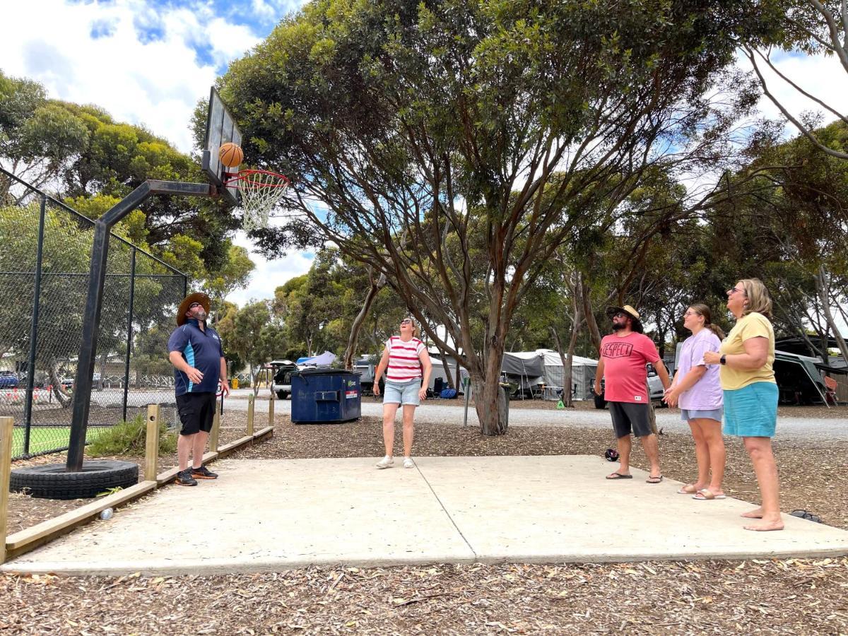 Big4 Port Willunga Tourist Park Hotel Aldinga Exterior photo
