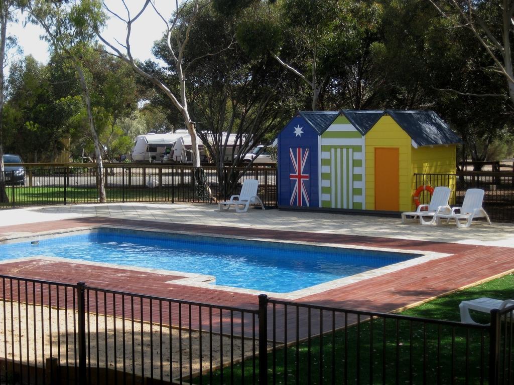 Big4 Port Willunga Tourist Park Hotel Aldinga Exterior photo